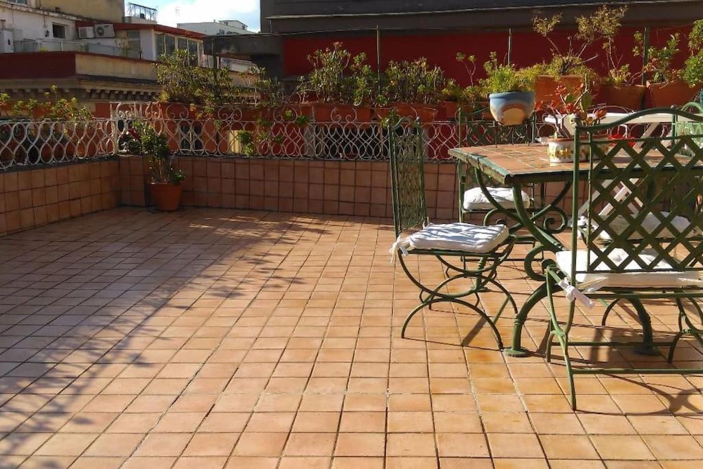 شقة Amazing Roof In The Heart Of Naples! المظهر الخارجي الصورة